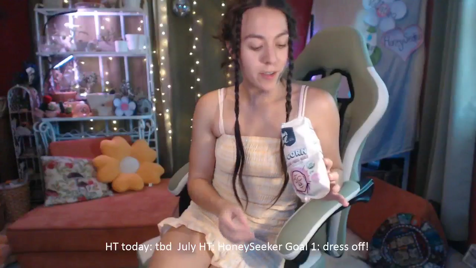 Gallery image thumbnail from FawneFaeisme's myfreecams stream on, 07/22/2025, 16:59 image 19 of 20