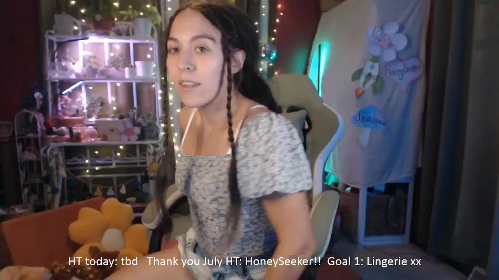 Gallery image thumbnail from FawneFaeisme's myfreecams stream on, 08/07/2025, 24:09 image 17 of 20