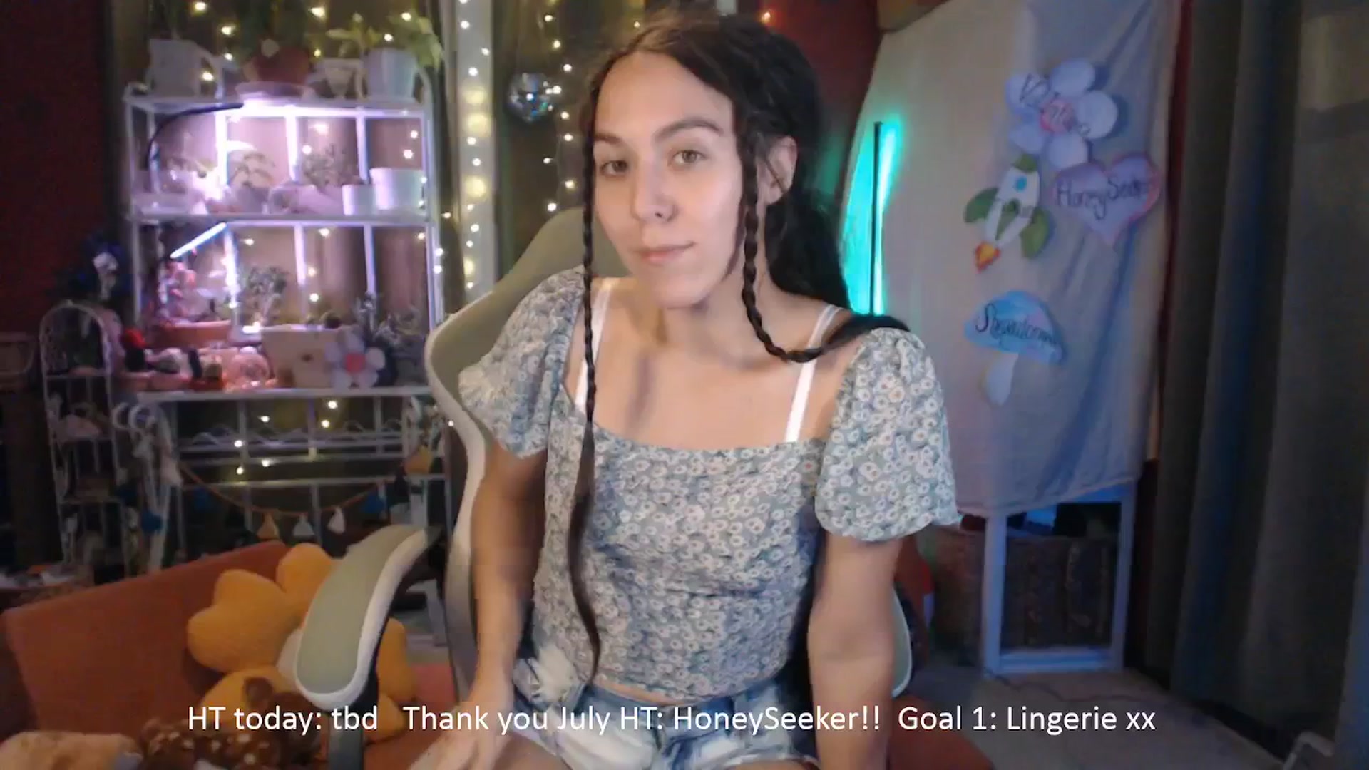Gallery image thumbnail from FawneFaeisme's myfreecams stream on, 08/07/2025, 24:09 image 14 of 20