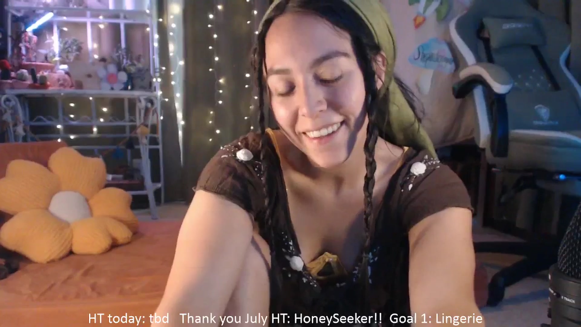 Gallery image thumbnail from FawneFaeisme's myfreecams stream on, 08/08/2025, 16:49 image 9 of 20