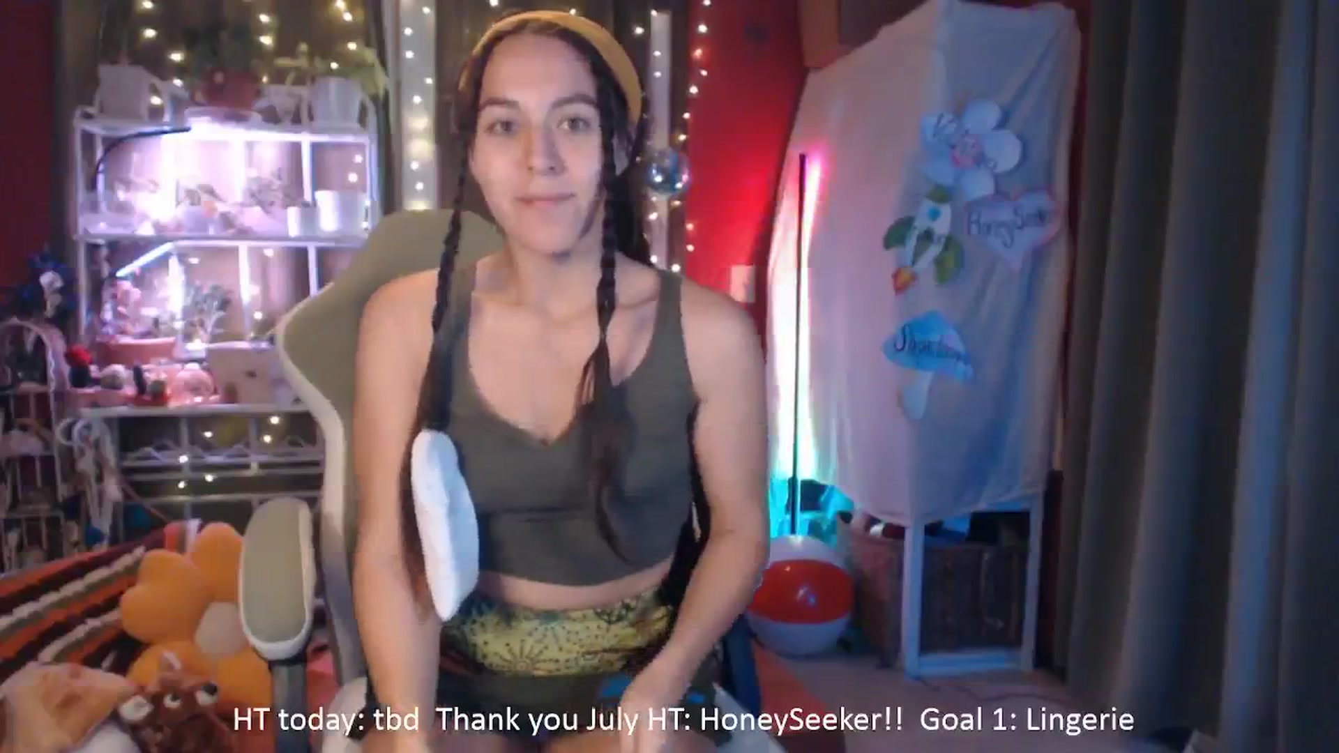 Gallery image thumbnail from FawneFaeisme's myfreecams stream on, 08/11/2025, 20:16 image 9 of 20