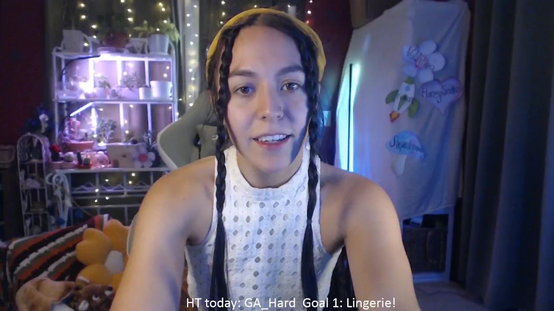 Gallery image thumbnail from FawneFaeisme's myfreecams stream on, 08/13/2025, 15:34 image 12 of 20