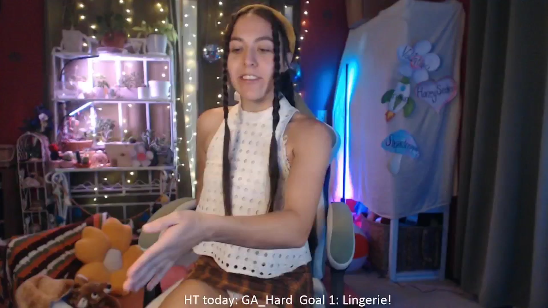 Gallery image thumbnail from FawneFaeisme's myfreecams stream on, 08/13/2025, 15:34 image 17 of 20