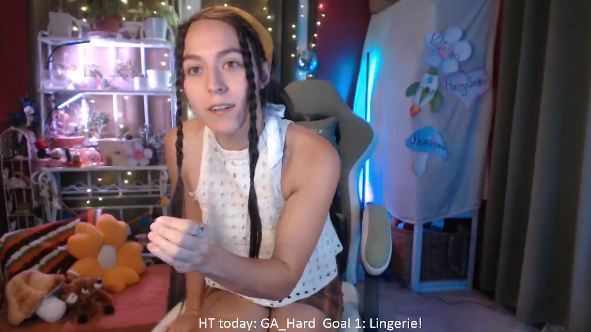 Gallery image thumbnail from FawneFaeisme's myfreecams stream on, 08/13/2025, 19:06 image 14 of 20