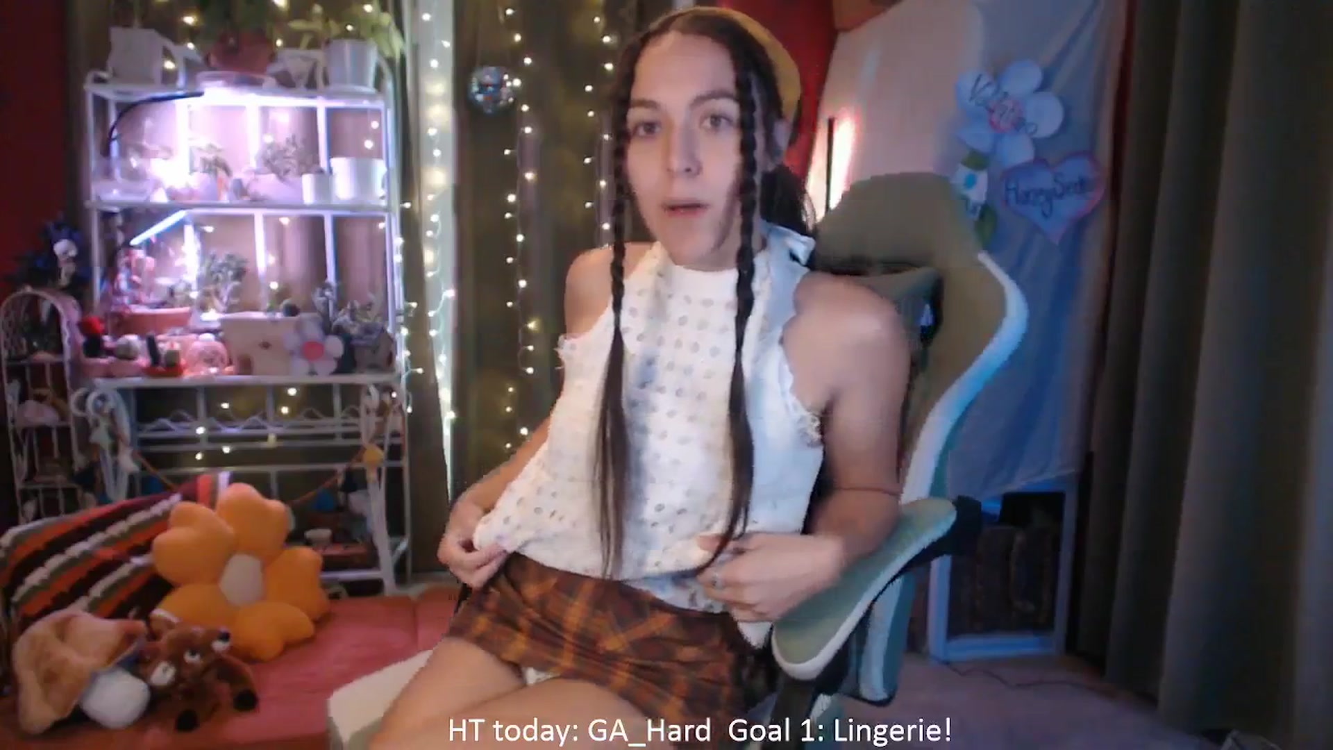 Gallery image thumbnail from FawneFaeisme's myfreecams stream on, 08/13/2025, 19:06 image 12 of 20