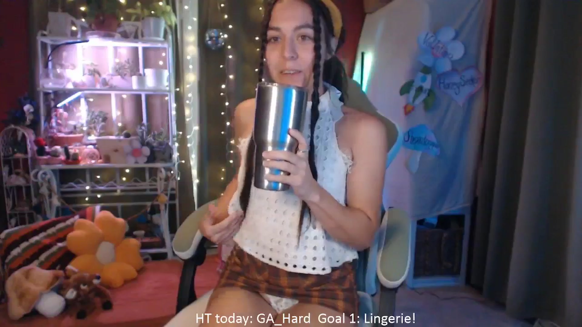 Gallery image thumbnail from FawneFaeisme's myfreecams stream on, 08/13/2025, 19:06 image 5 of 20