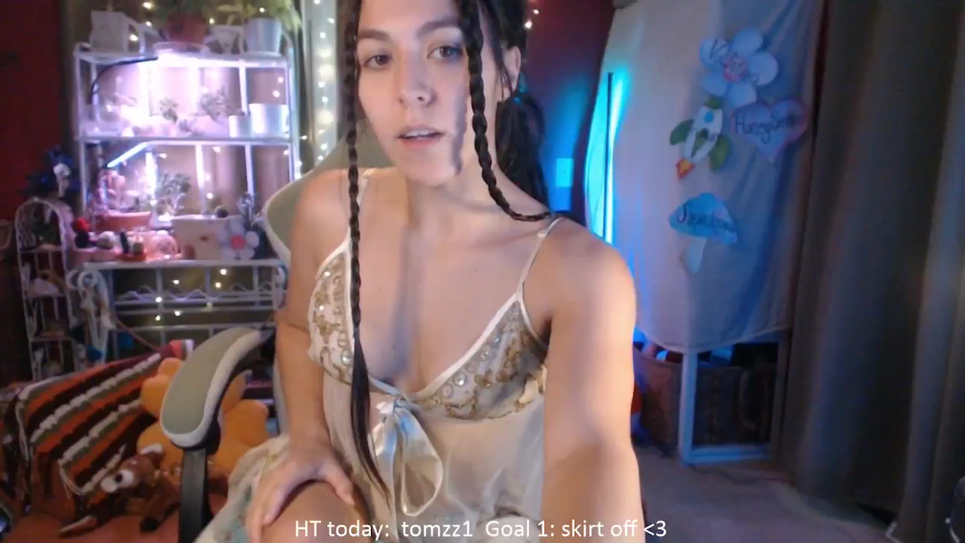 Gallery image thumbnail from FawneFaeisme's myfreecams stream on, 08/15/2025, 17:38 image 15 of 20