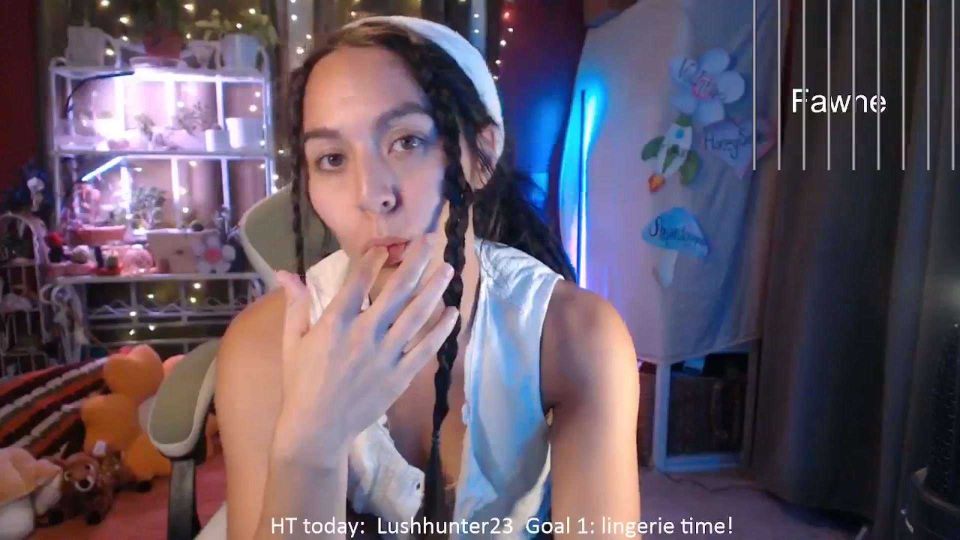 Gallery image thumbnail from FawneFaeisme's myfreecams stream on, 08/18/2025, 02:29 image 3 of 20