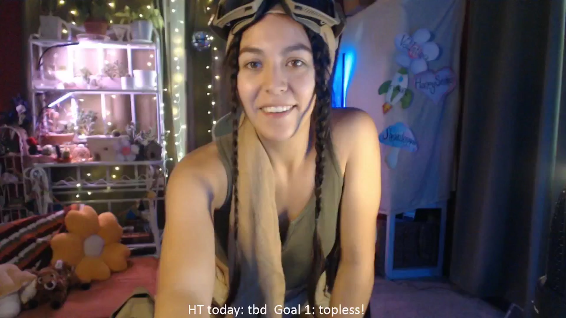 Gallery image thumbnail from FawneFaeisme's myfreecams stream on, 08/18/2025, 17:43 image 7 of 20