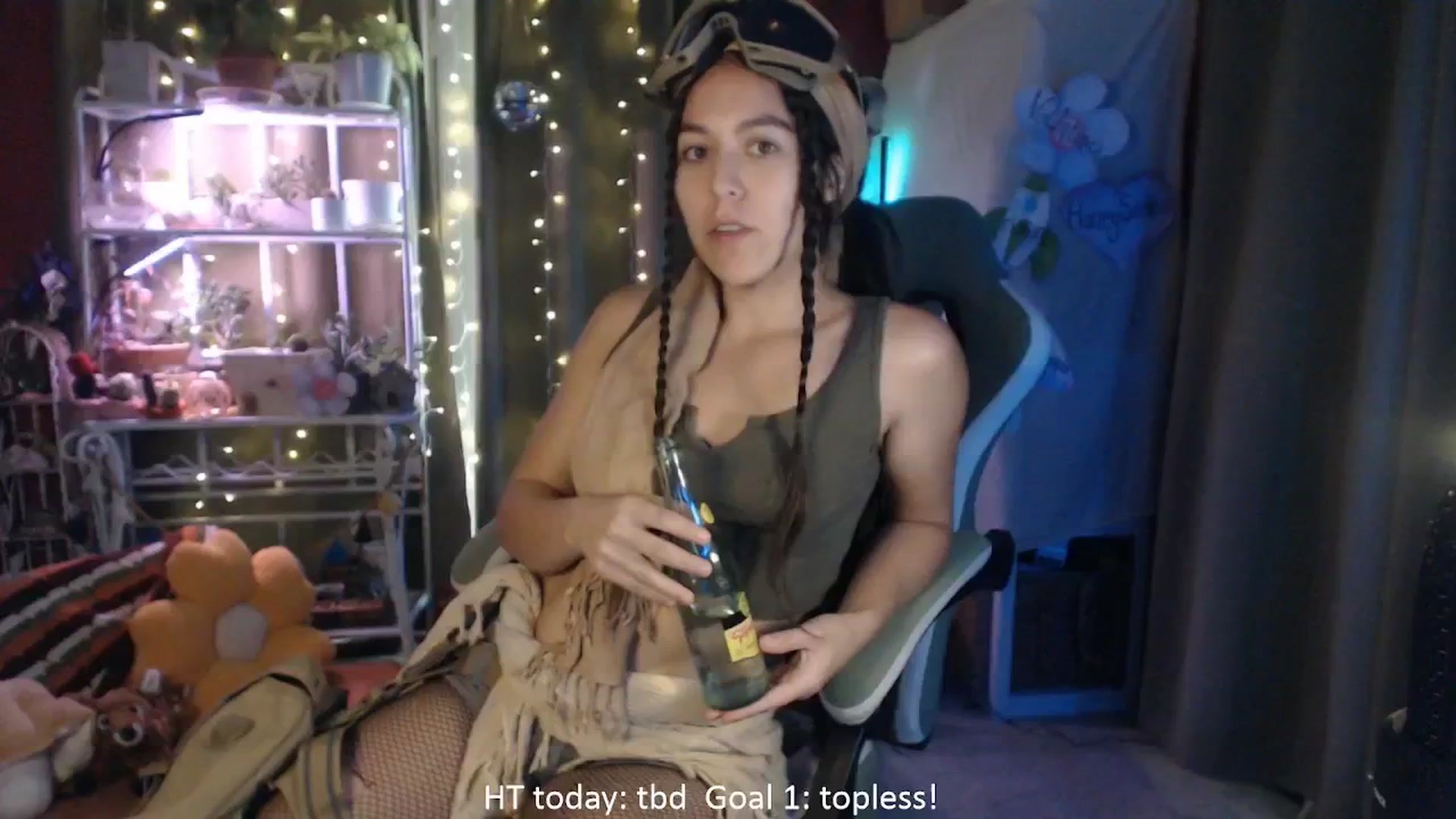 Gallery image thumbnail from FawneFaeisme's myfreecams stream on, 08/18/2025, 17:43 image 16 of 20