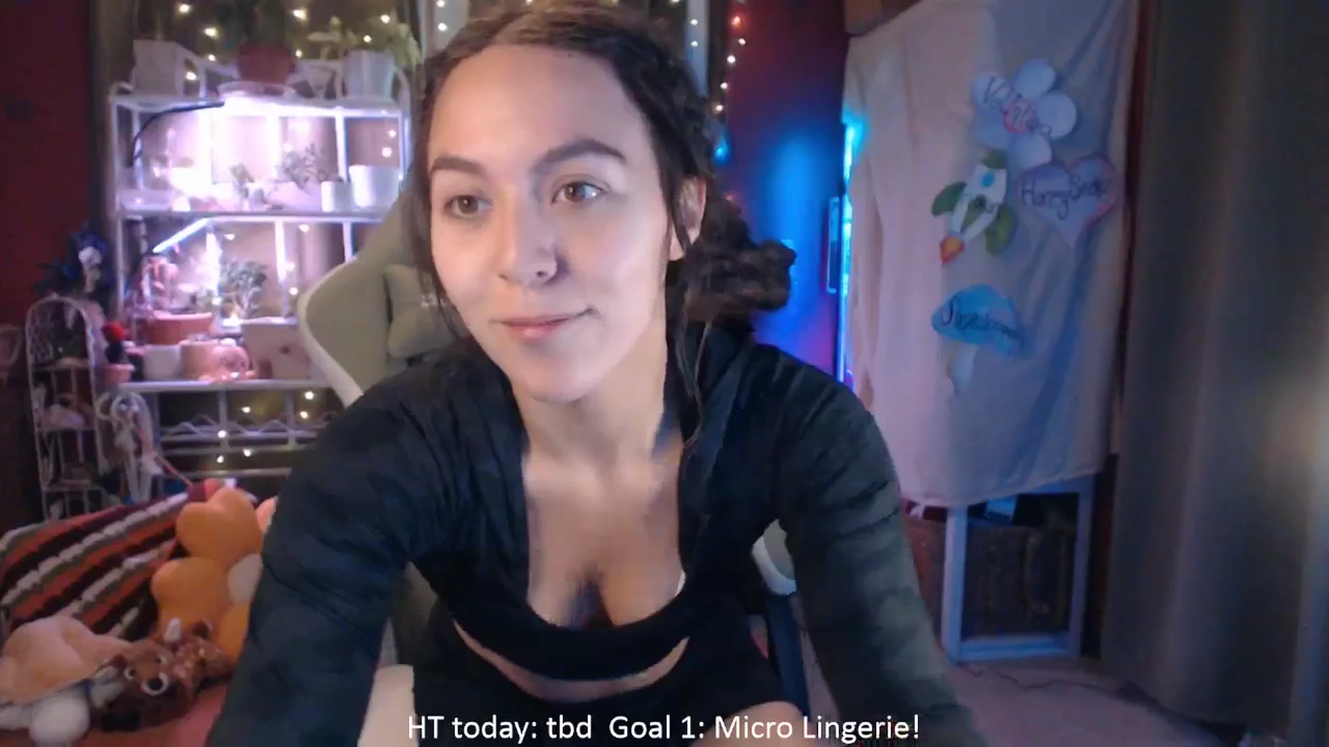 Gallery image thumbnail from FawneFaeisme's myfreecams stream on, 08/19/2025, 16:01 image 4 of 20