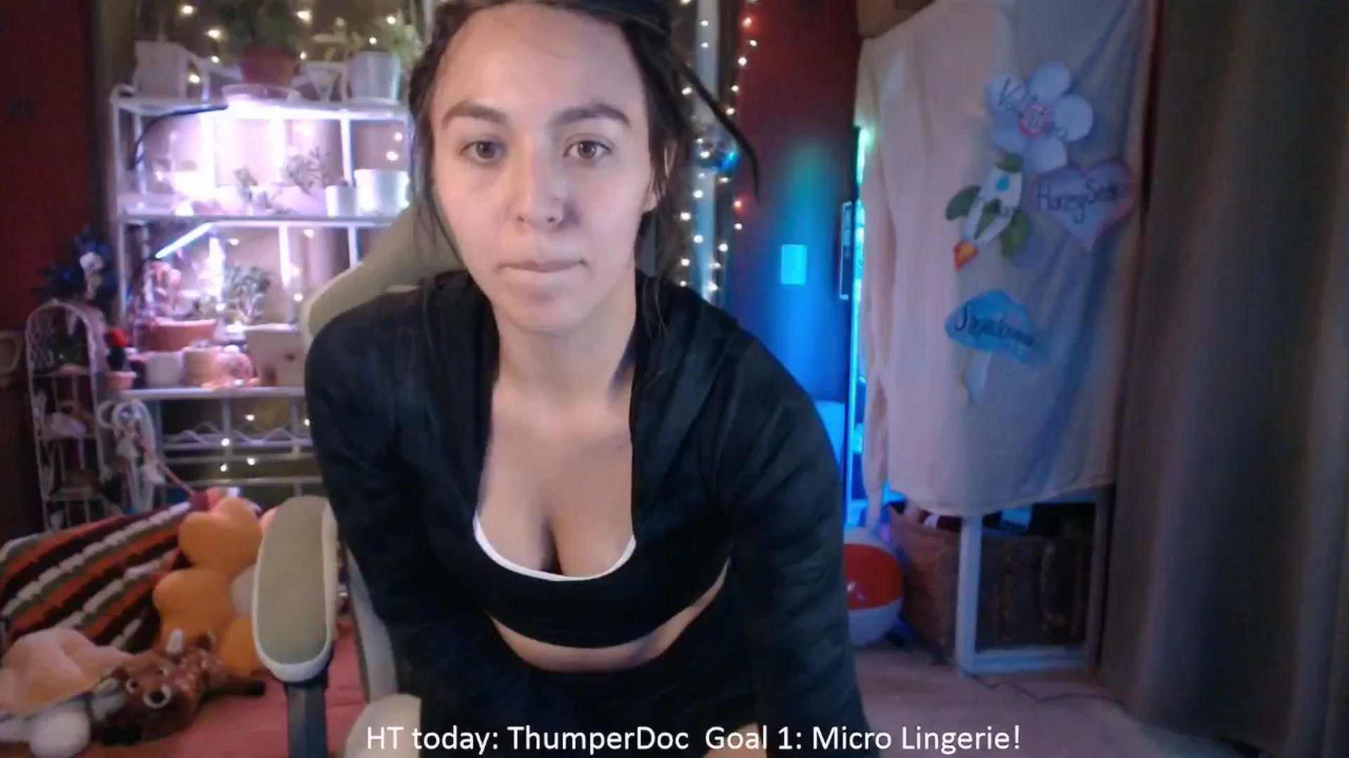 Gallery image thumbnail from FawneFaeisme's myfreecams stream on, 08/19/2025, 16:59 image 6 of 20