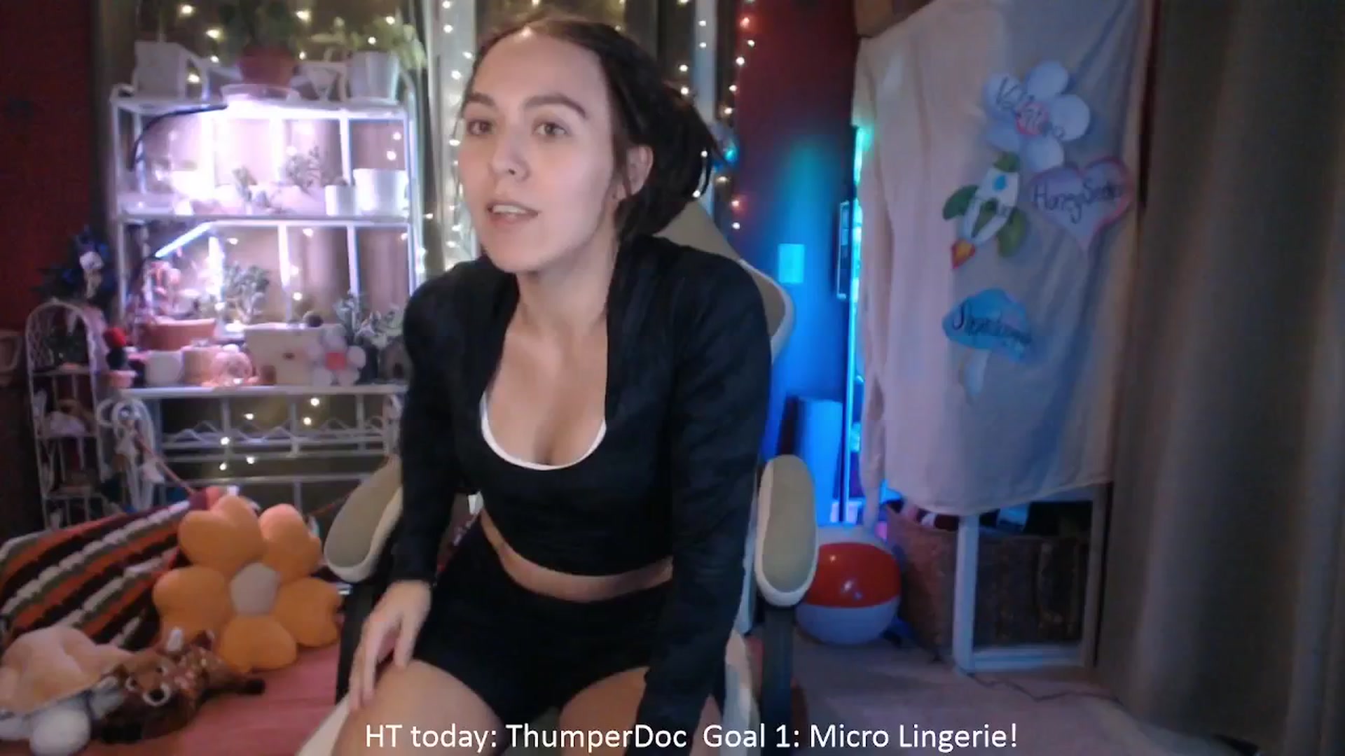 Gallery image thumbnail from FawneFaeisme's myfreecams stream on, 08/19/2025, 16:59 image 7 of 20