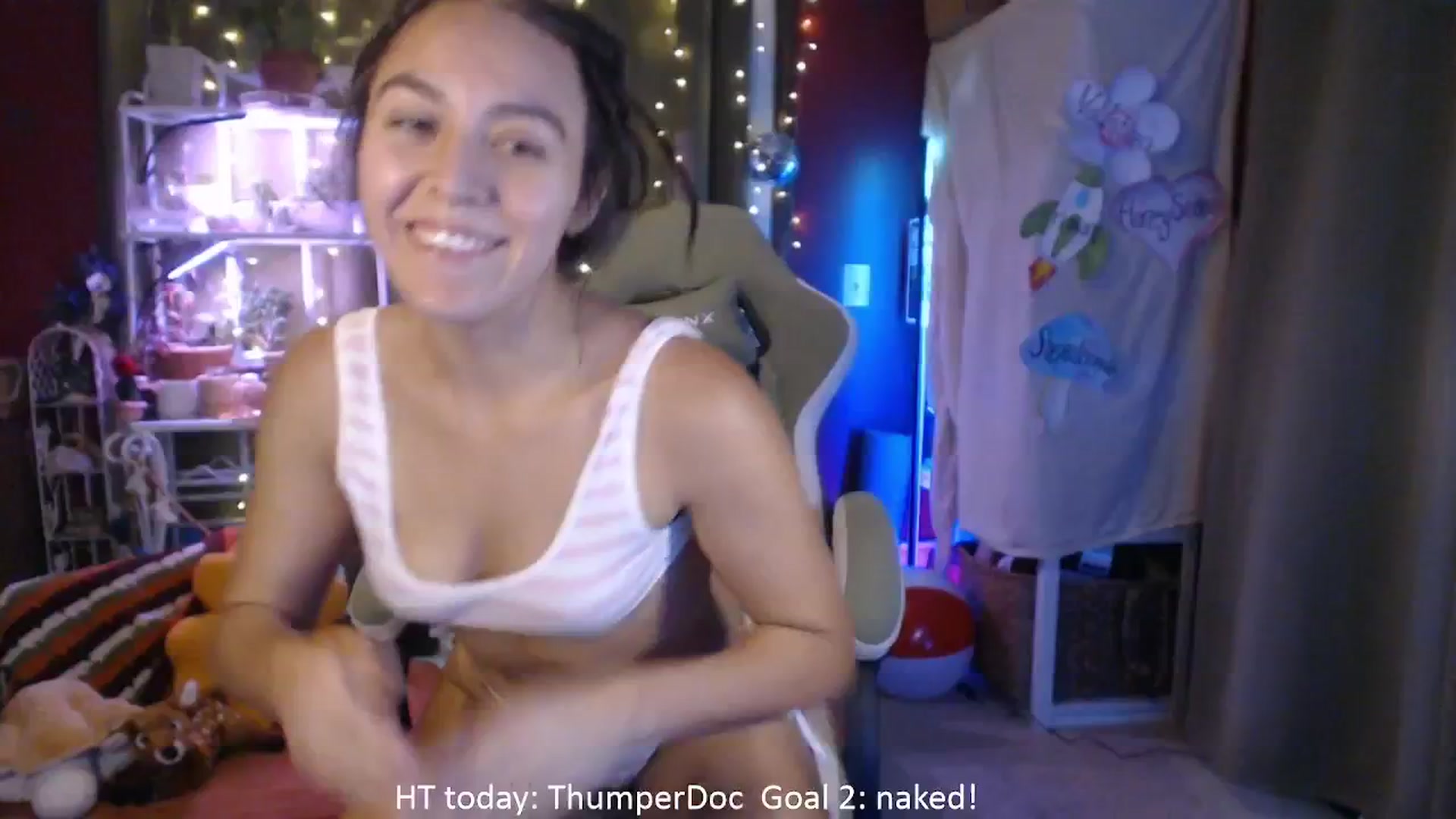 Gallery image thumbnail from FawneFaeisme's myfreecams stream on, 08/19/2025, 17:38 image 2 of 20