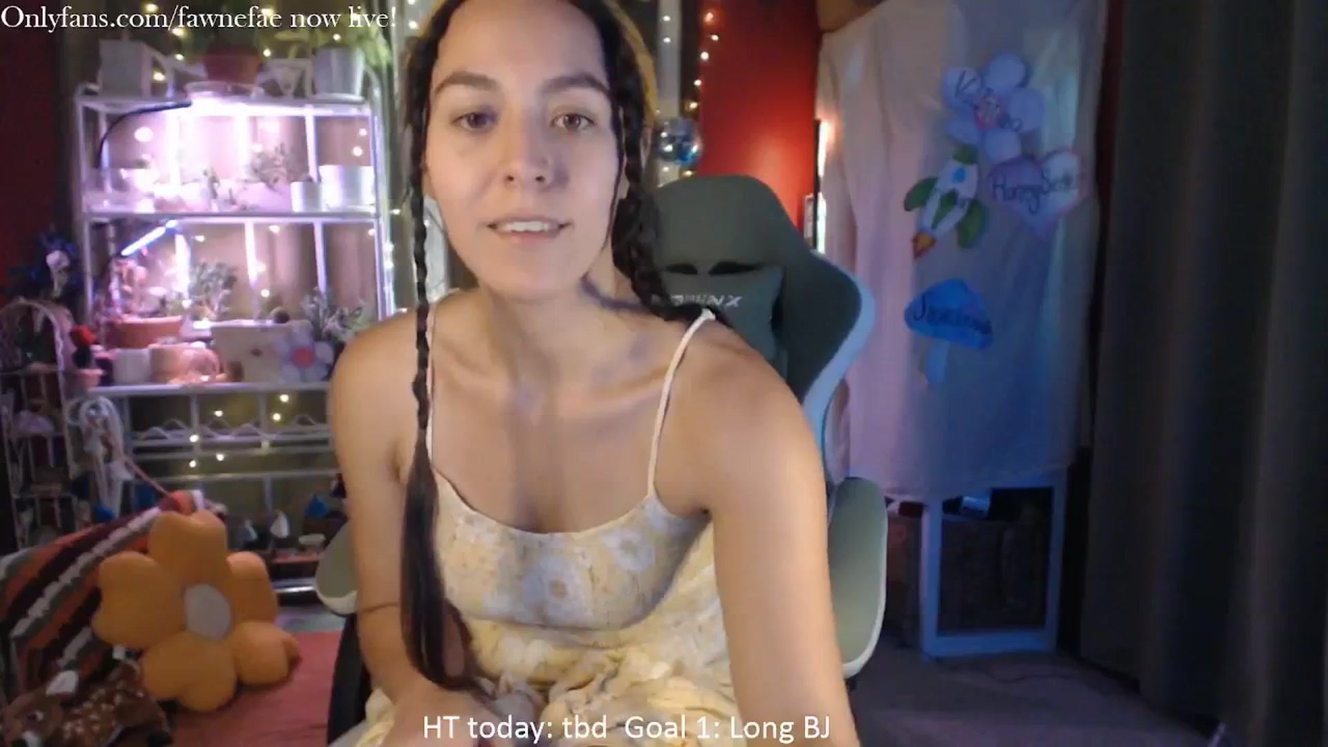 Gallery image thumbnail from FawneFaeisme's myfreecams stream on, 08/21/2025, 18:09 image 10 of 20