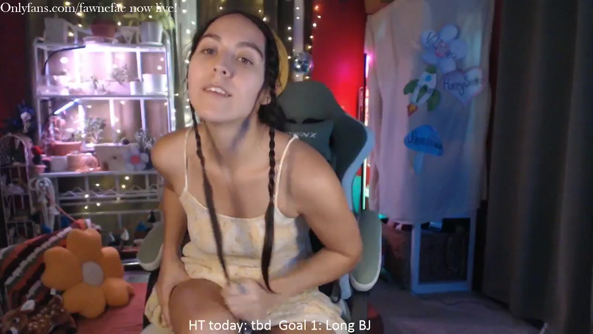 Gallery image thumbnail from FawneFaeisme's myfreecams stream on, 08/21/2025, 18:09 image 14 of 20