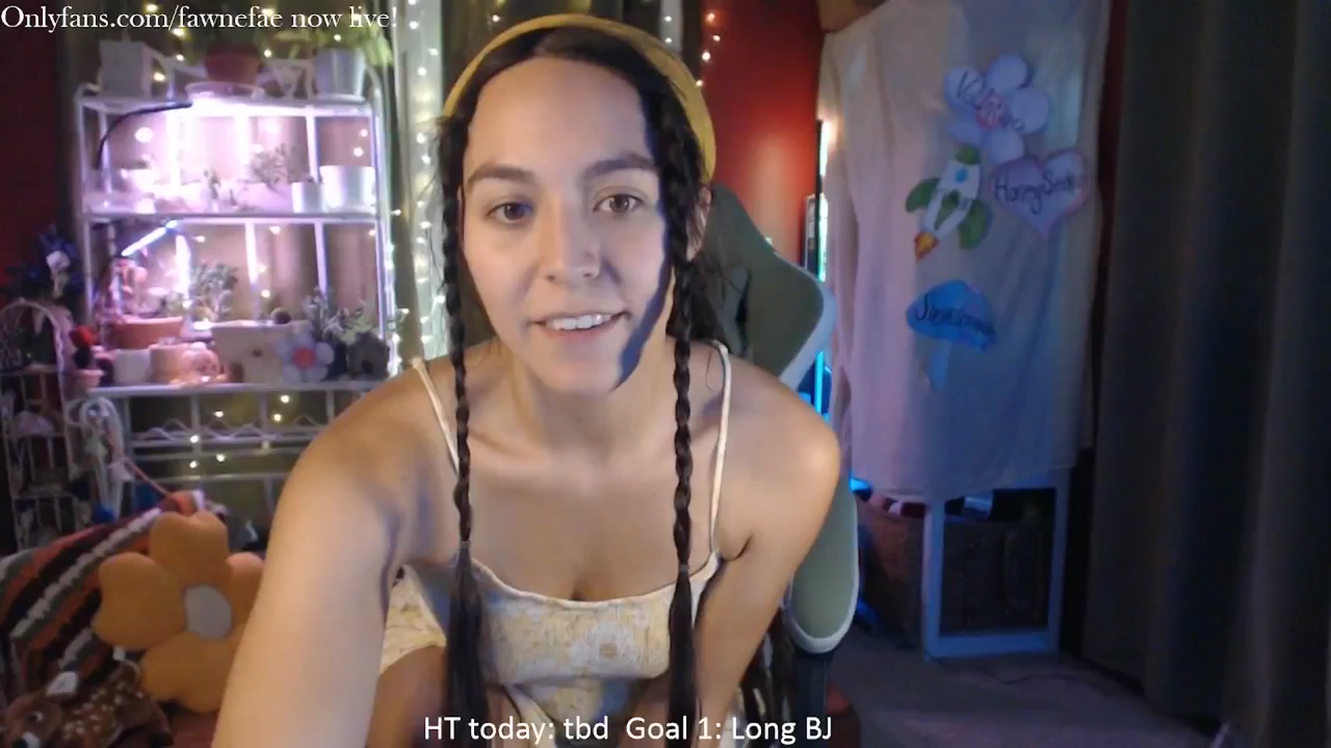 Gallery image thumbnail from FawneFaeisme's myfreecams stream on, 08/21/2025, 18:09 image 17 of 20