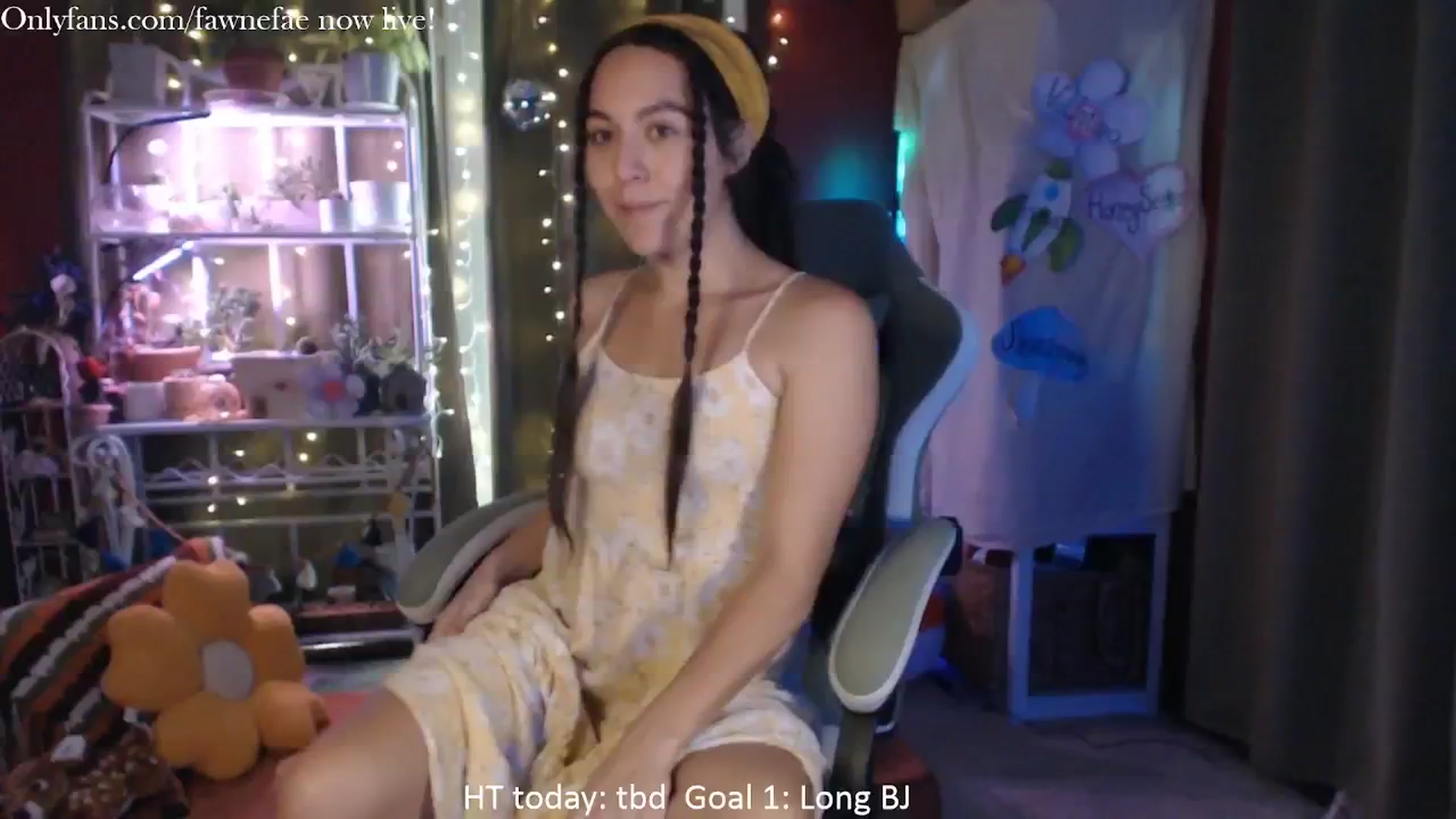 Gallery image thumbnail from FawneFaeisme's myfreecams stream on, 08/21/2025, 18:09 image 3 of 20