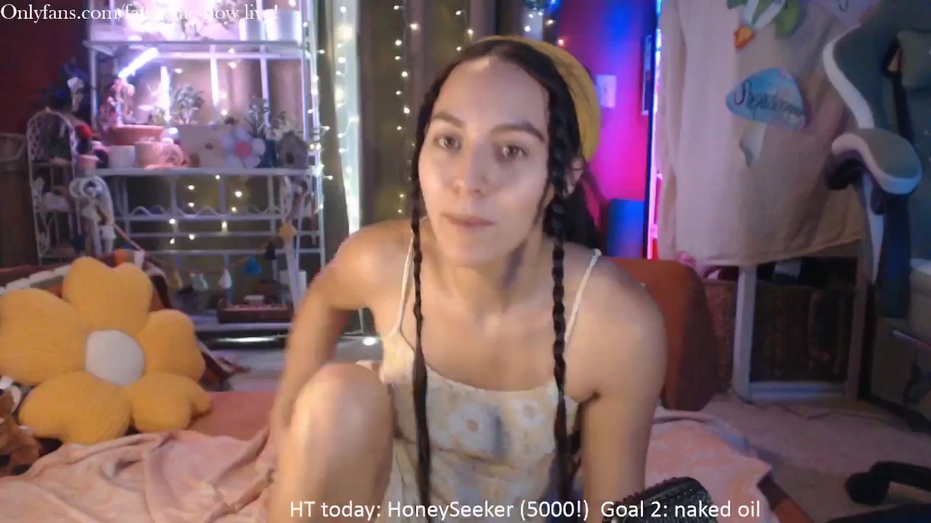Gallery image thumbnail from FawneFaeisme's myfreecams stream on, 08/21/2025, 19:14 image 8 of 20