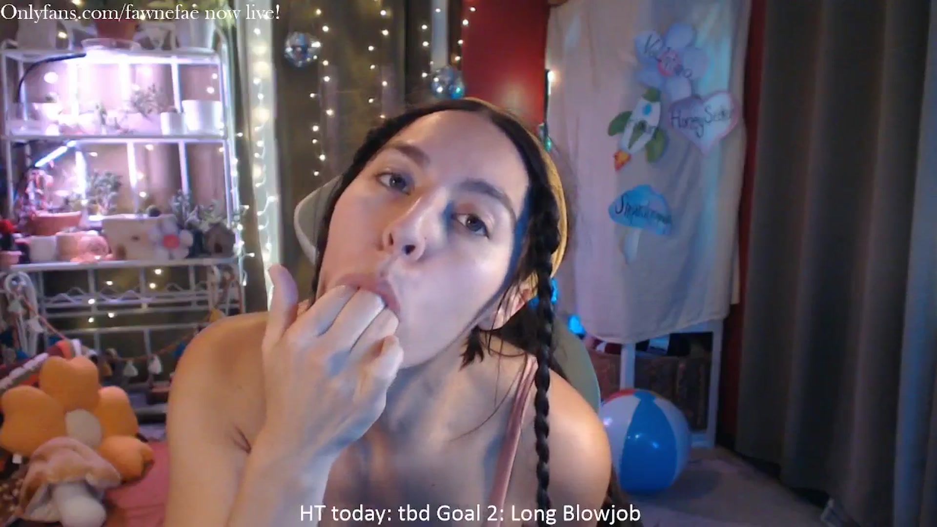 Gallery image thumbnail from FawneFaeisme's myfreecams stream on, 08/22/2025, 17:27 image 12 of 20