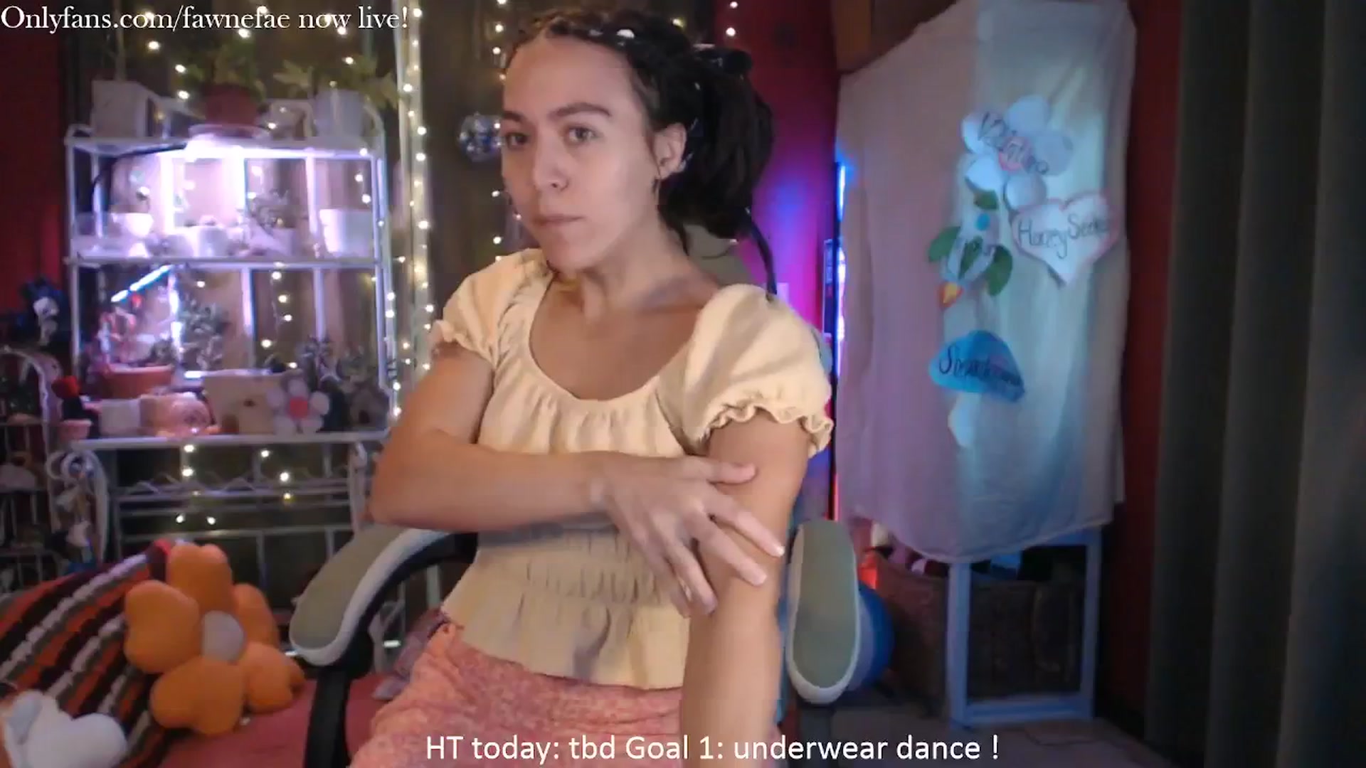 Gallery image thumbnail from FawneFaeisme's myfreecams stream on, 09/10/2025, 16:09 image 6 of 20