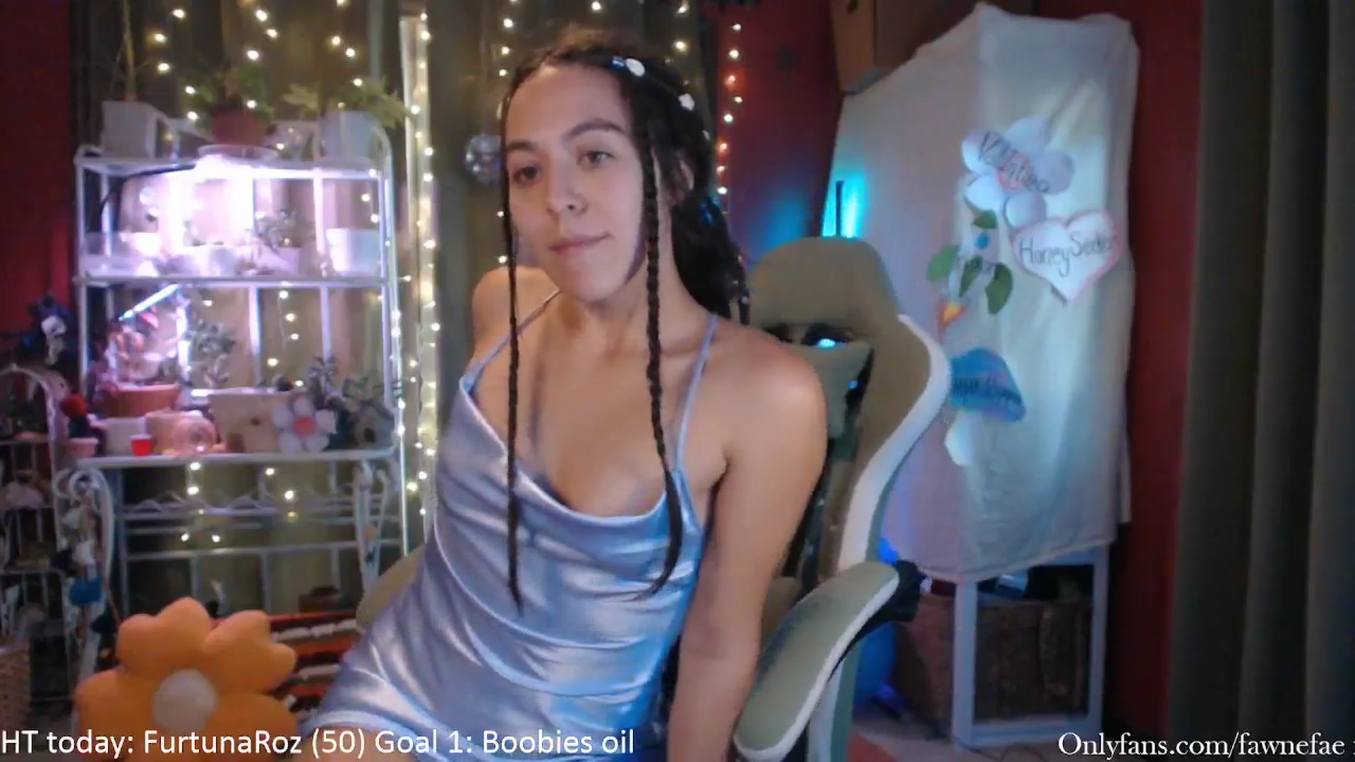 Gallery image thumbnail from FawneFaeisme's myfreecams stream on, 09/22/2025, 16:58 image 14 of 20