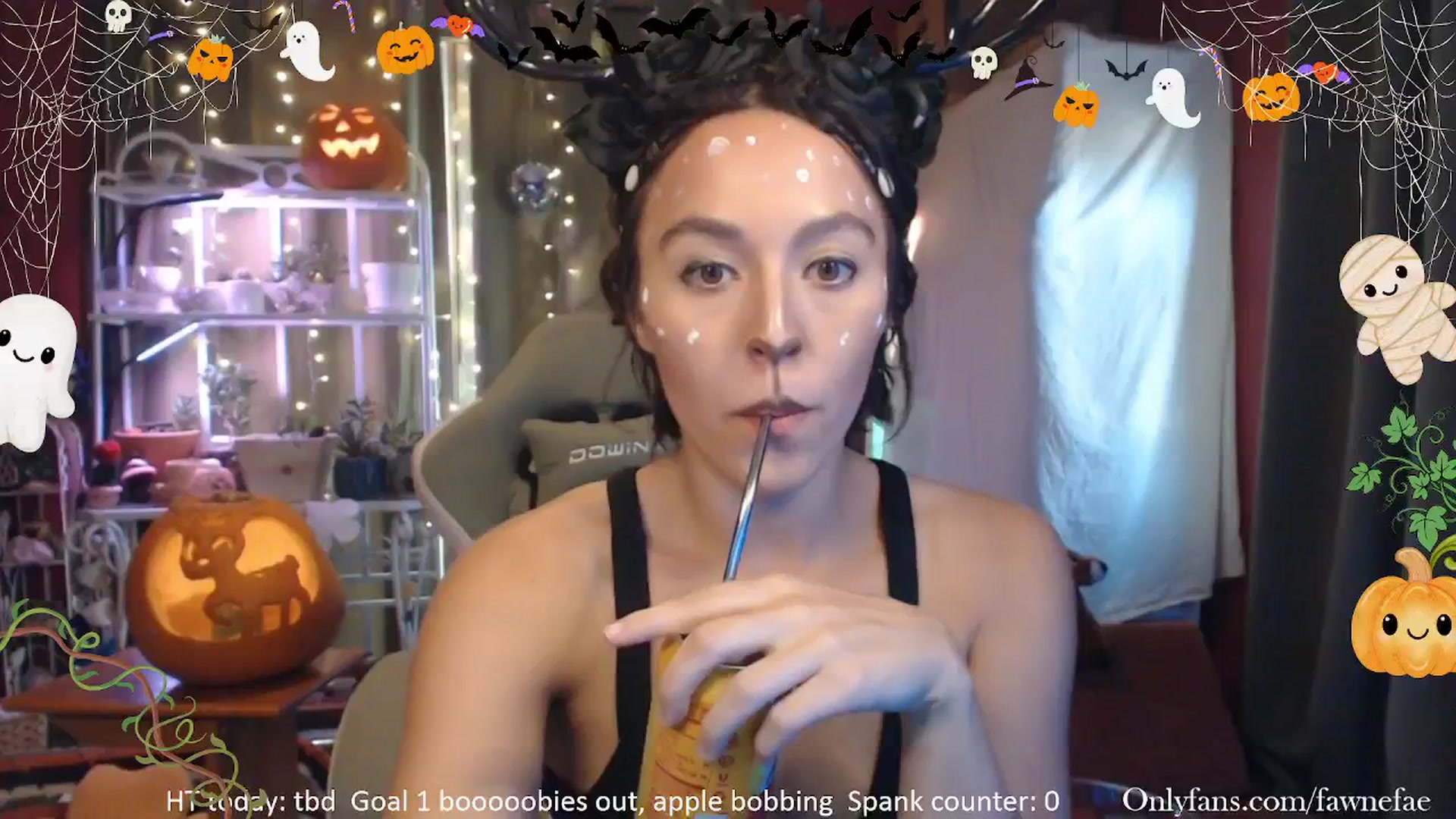 Gallery image thumbnail from FawneFaeisme's myfreecams stream on, 10/31/2025, 19:20 image 17 of 20