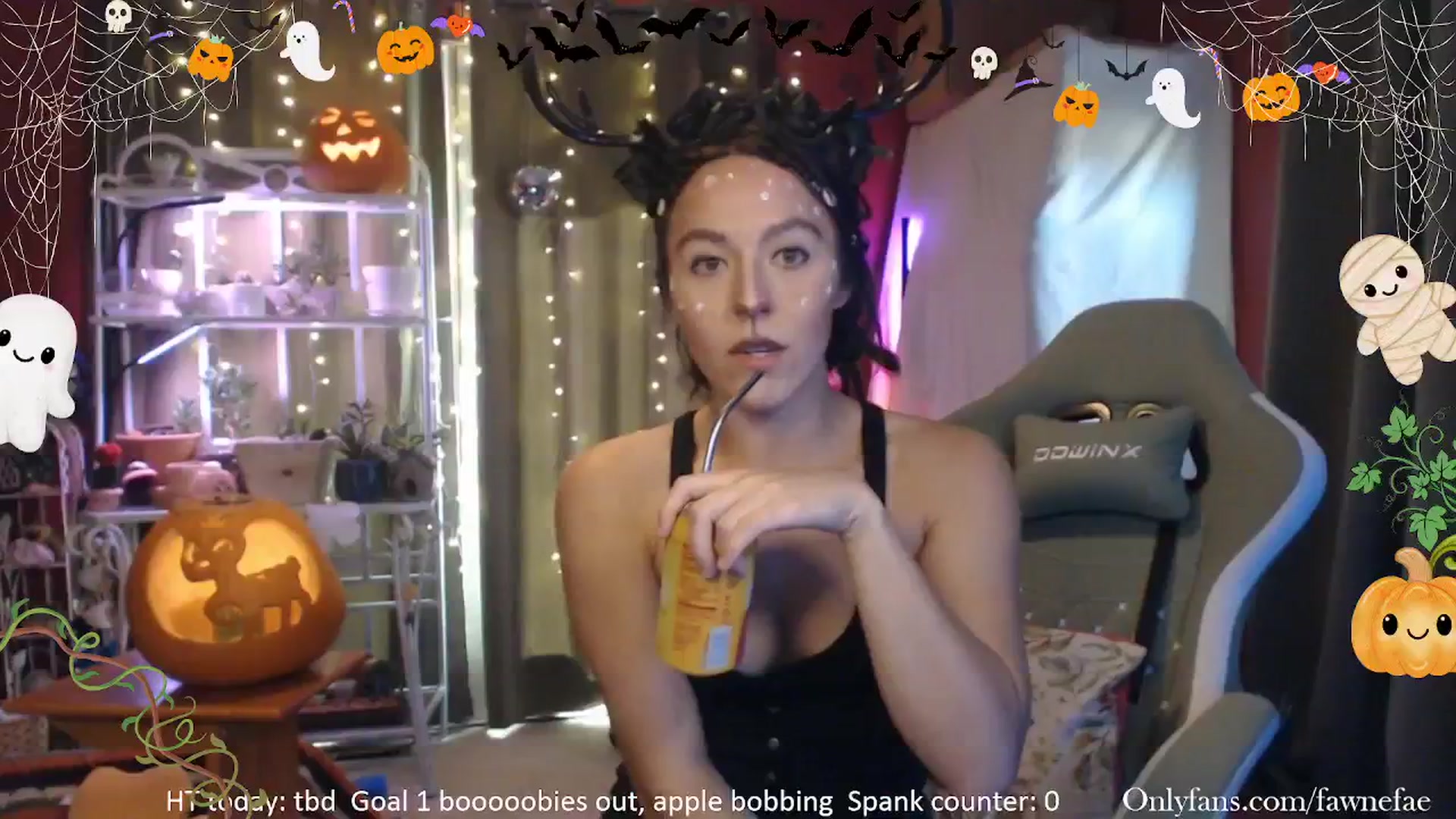 Gallery image thumbnail from FawneFaeisme's myfreecams stream on, 10/31/2025, 19:20 image 4 of 20