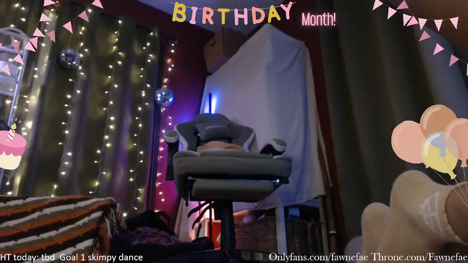 Gallery image thumbnail from FawneFaeisme's myfreecams stream on, 11/12/2025, 03:06 image 10 of 20