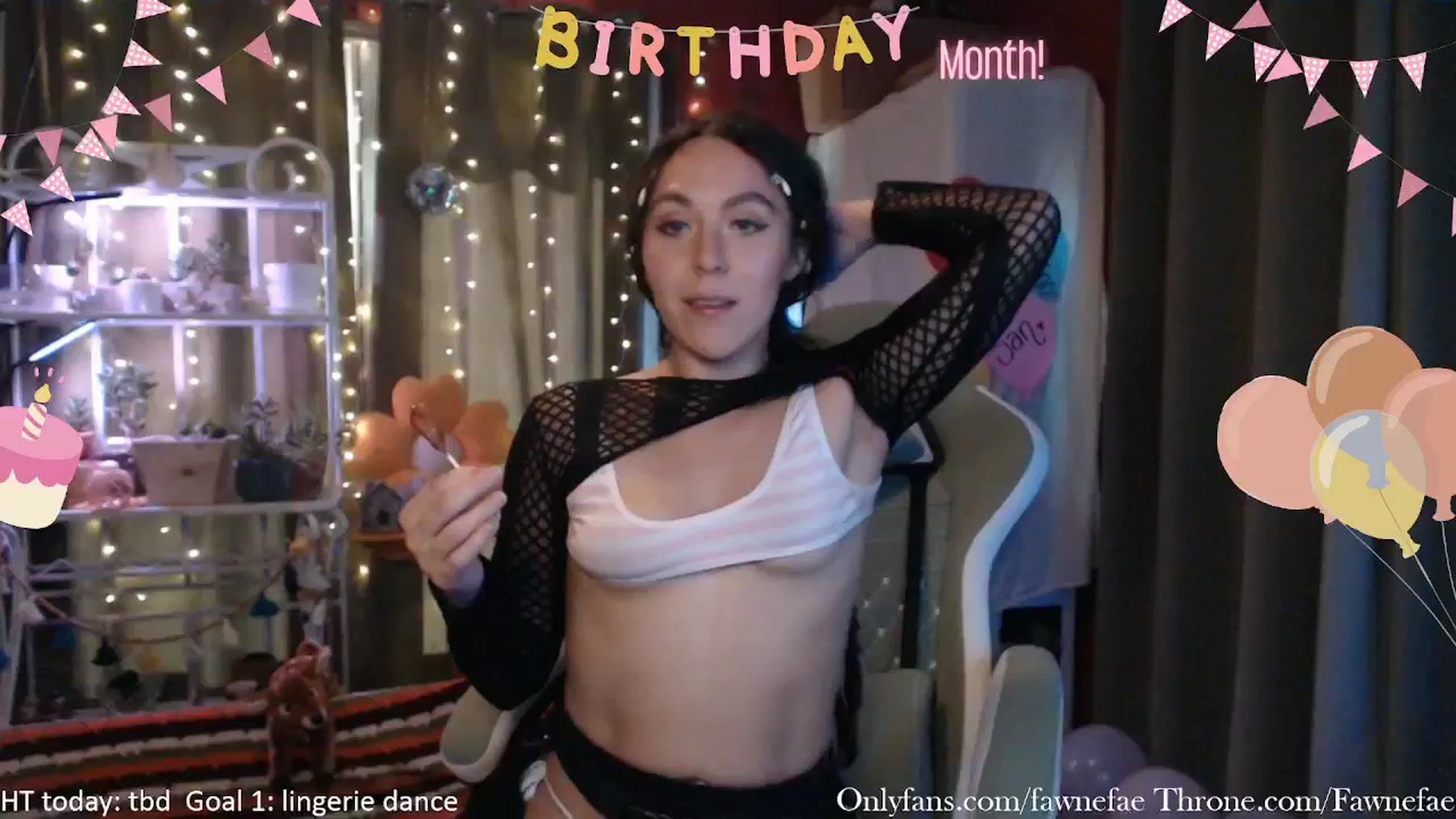 Gallery image thumbnail from FawneFaeisme's myfreecams stream on, 11/14/2025, 19:54 image 14 of 20