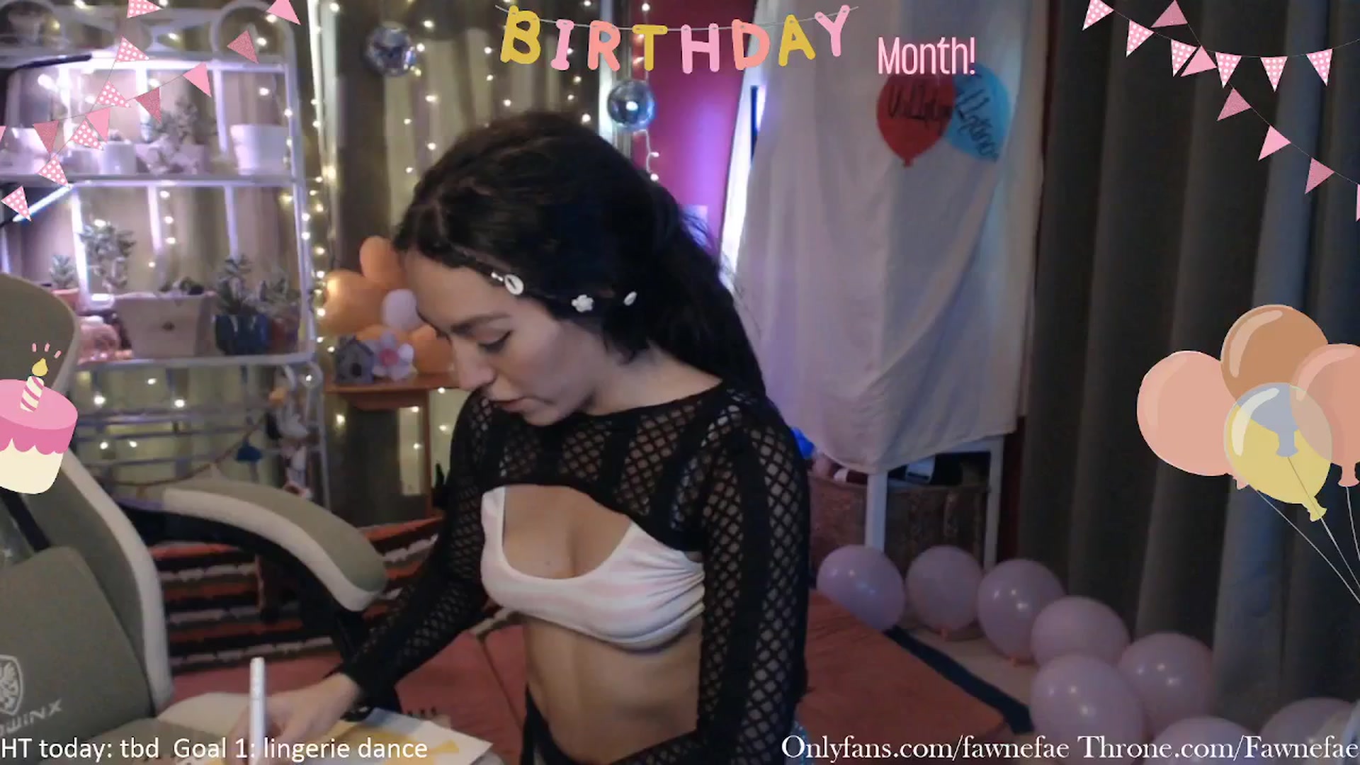 Gallery image thumbnail from FawneFaeisme's myfreecams stream on, 11/14/2025, 19:54 image 4 of 20