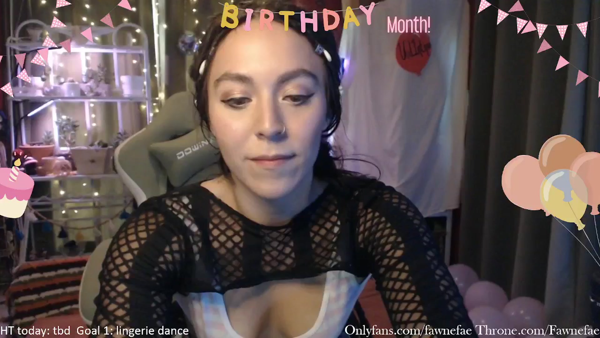 Gallery image thumbnail from FawneFaeisme's myfreecams stream on, 11/14/2025, 19:54 image 2 of 20
