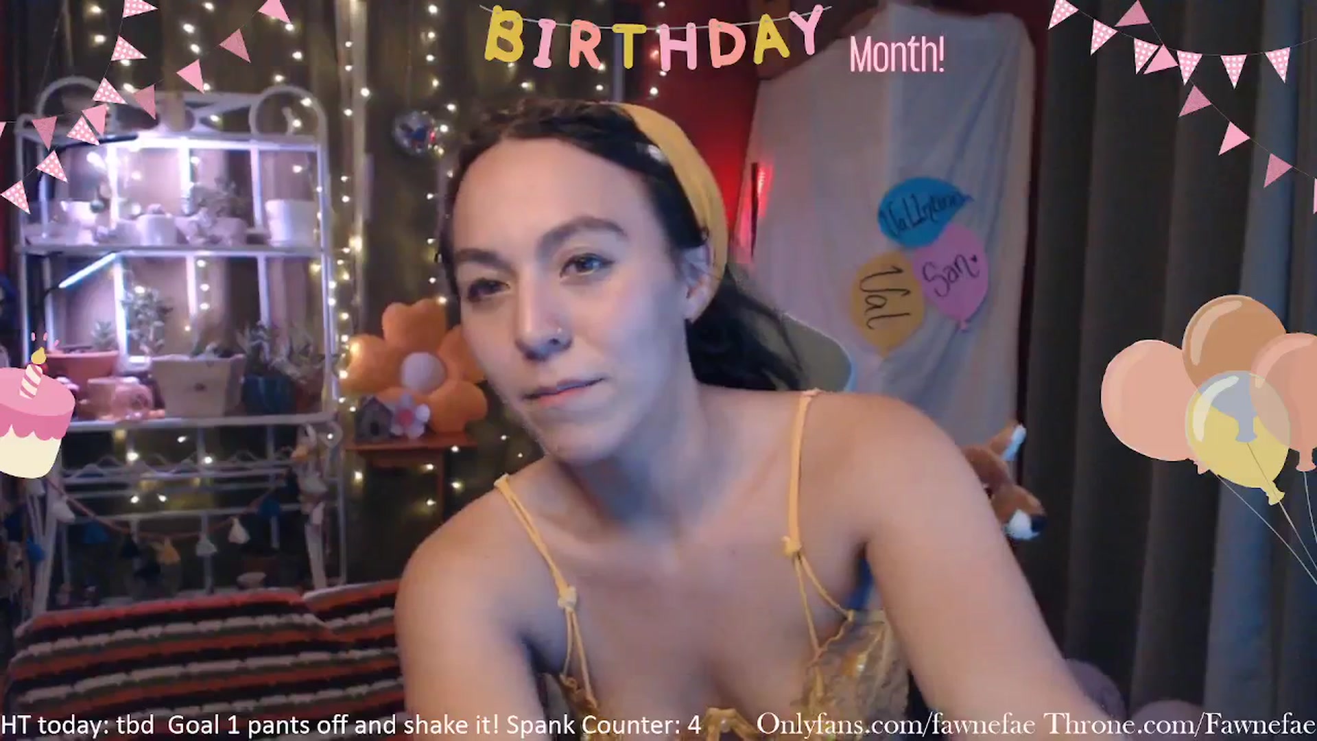 Gallery image thumbnail from FawneFaeisme's myfreecams stream on, 11/19/2025, 03:22 image 15 of 20