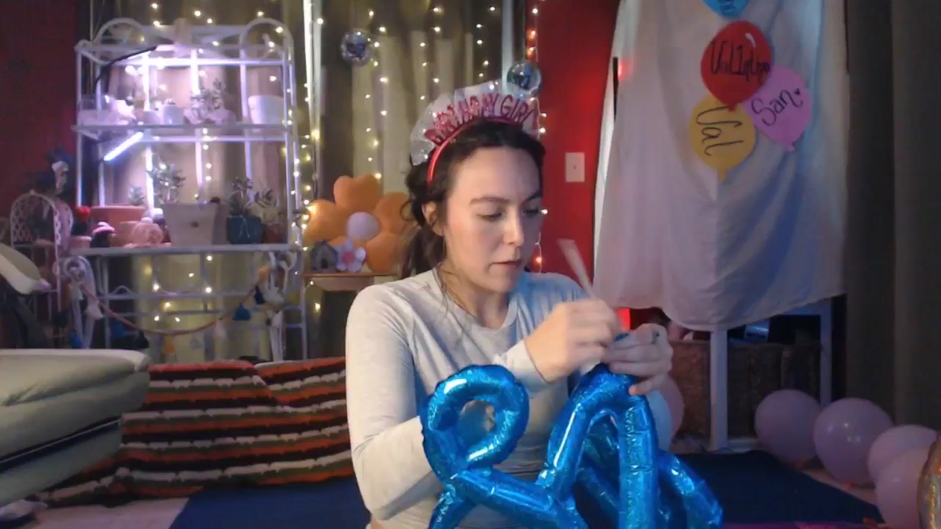 Gallery image thumbnail from FawneFaeisme's myfreecams stream on, 11/19/2025, 21:12 image 1 of 20
