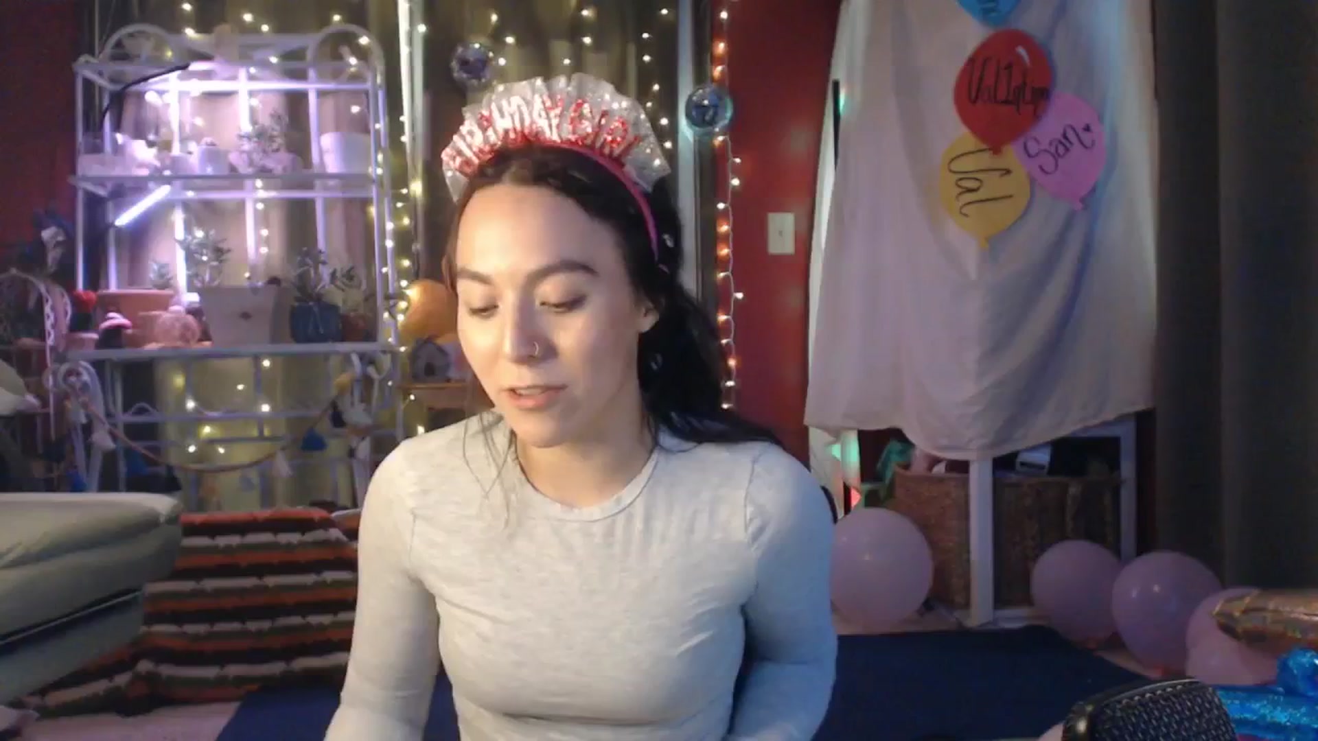 Gallery image thumbnail from FawneFaeisme's myfreecams stream on, 11/19/2025, 21:12 image 5 of 20