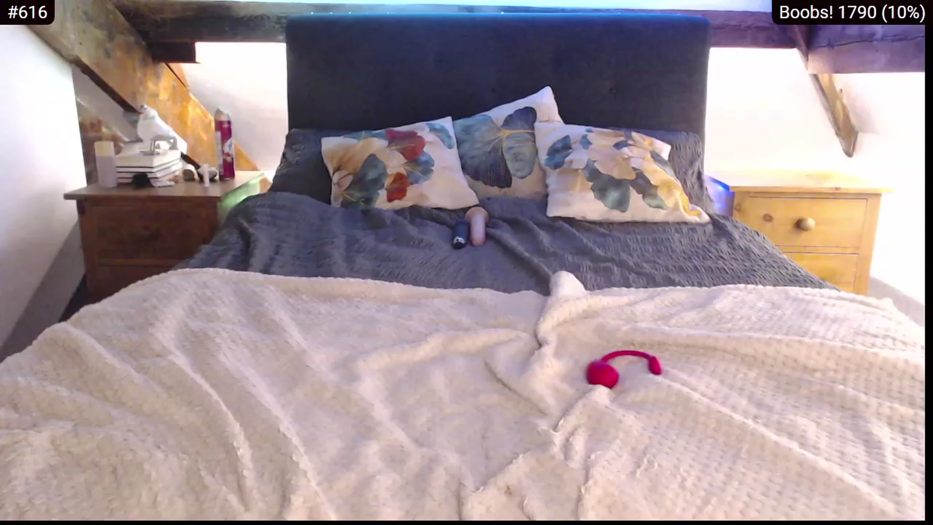 Gallery image thumbnail from FayFoxx's myfreecams stream on, 11/21/2023, 18:11 image 8 of 20