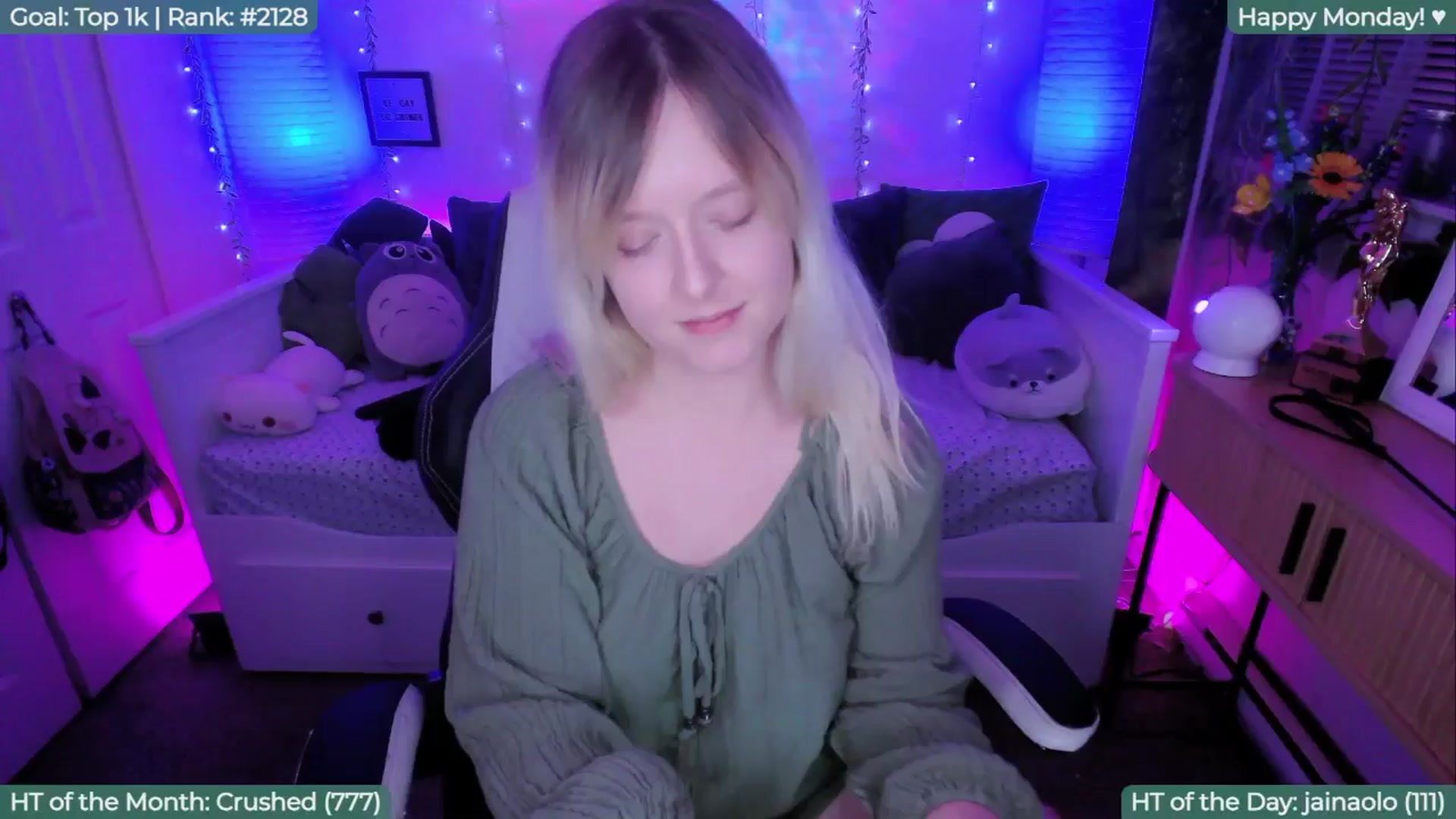 Gallery image thumbnail from FayeWilde's myfreecams stream on, 04/14/2026, 05:29 image 18 of 20