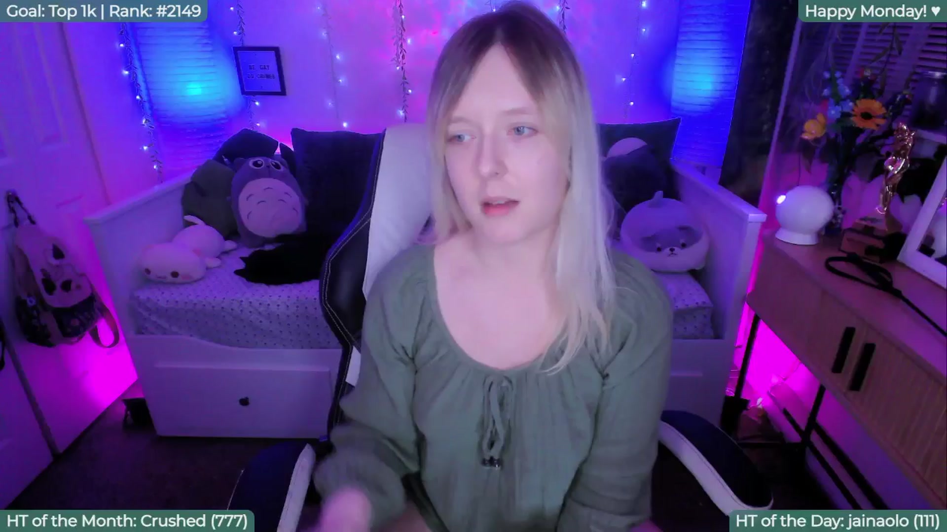 Gallery image thumbnail from FayeWilde's myfreecams stream on, 04/14/2026, 05:29 image 16 of 20
