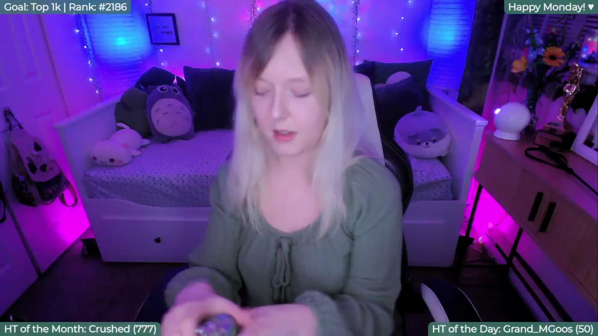 Gallery image thumbnail from FayeWilde's myfreecams stream on, 04/14/2026, 05:29 image 6 of 20