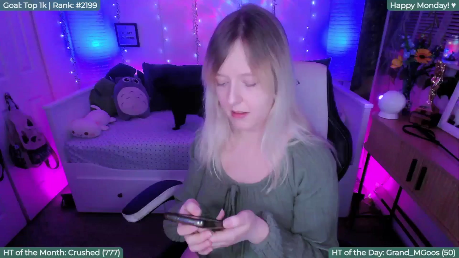 Gallery image thumbnail from FayeWilde's myfreecams stream on, 04/14/2026, 05:29 image 4 of 20