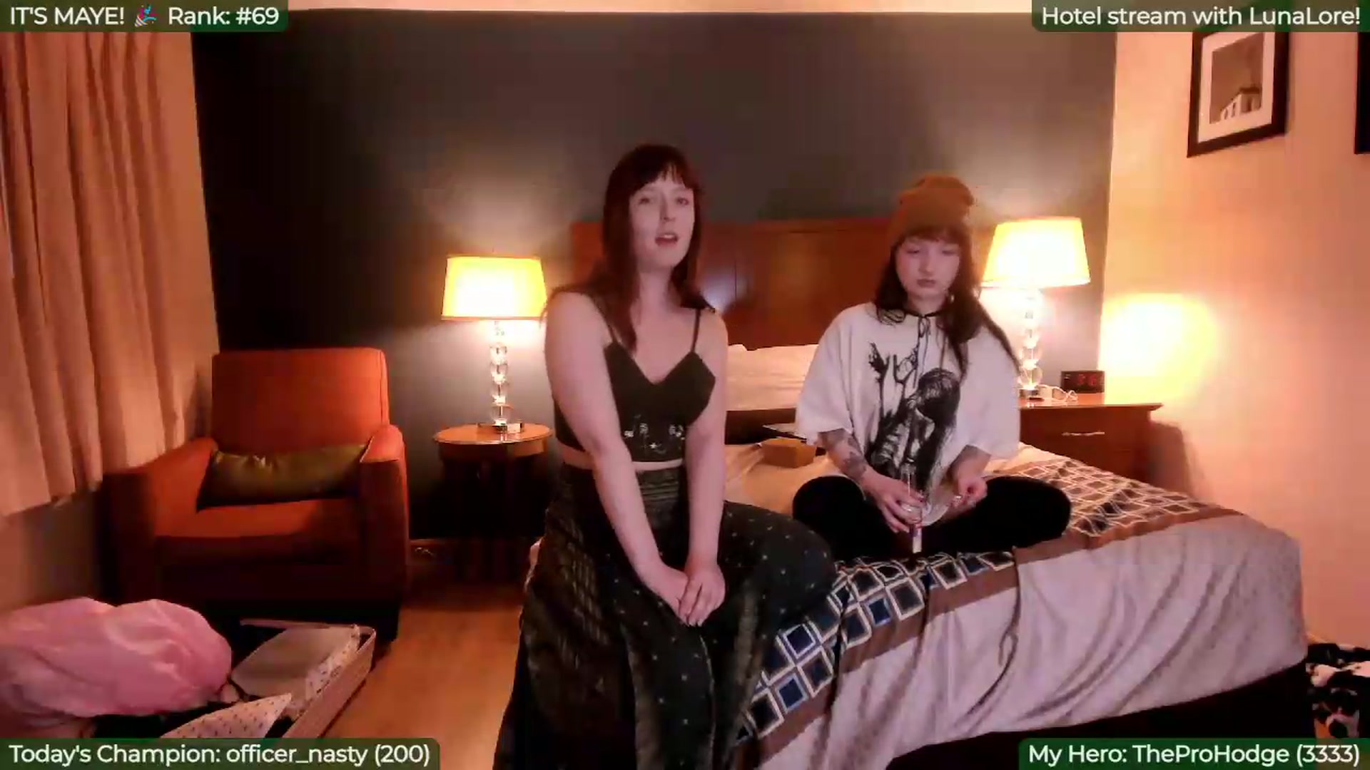 Gallery image thumbnail from FayeWilde's myfreecams stream on, 05/06/2026, 04:36 image 14 of 20