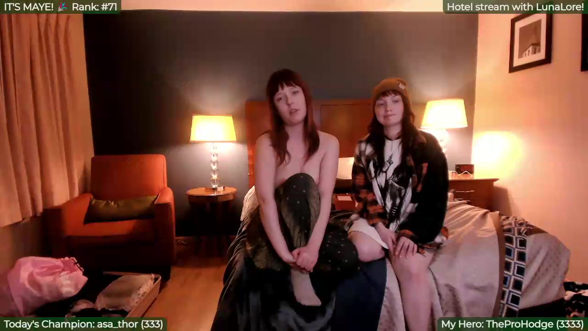 Gallery image thumbnail from FayeWilde's myfreecams stream on, 05/06/2026, 08:27 image 13 of 20