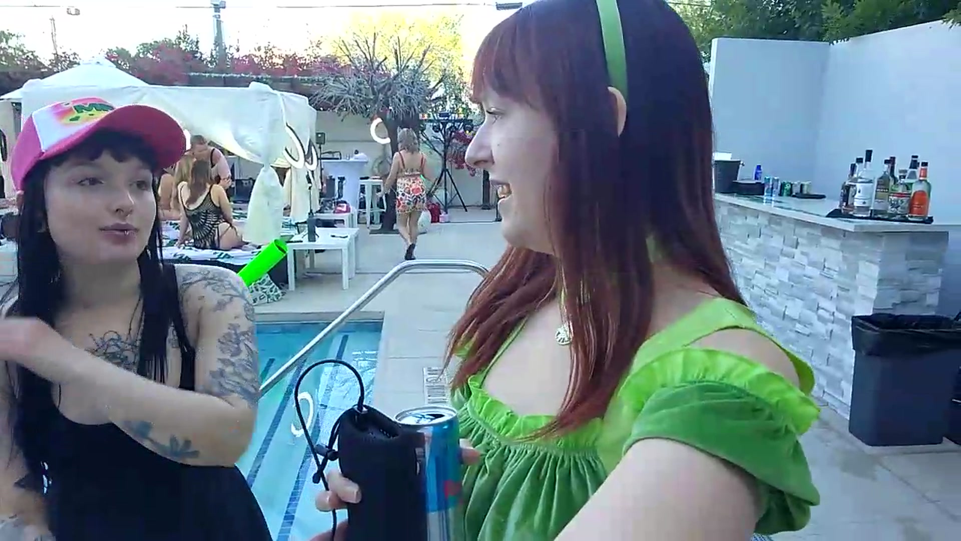 Gallery image thumbnail from FayeWilde's myfreecams stream on, 05/20/2026, 01:33 image 11 of 20