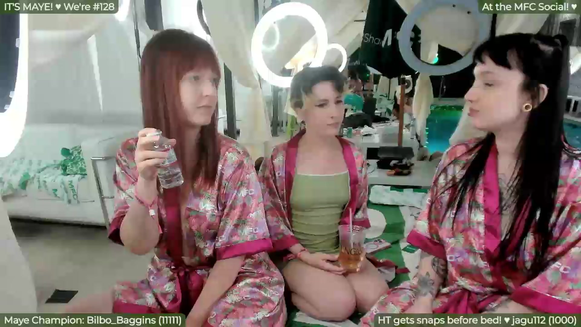 Gallery image thumbnail from FayeWilde's myfreecams stream on, 05/20/2026, 09:06 image 11 of 20