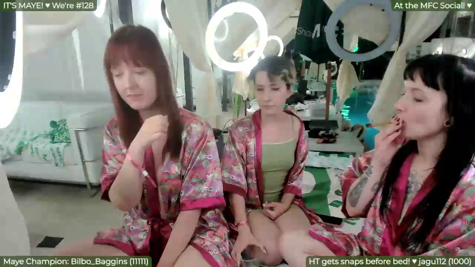 Gallery image thumbnail from FayeWilde's myfreecams stream on, 05/20/2026, 09:06 image 18 of 20