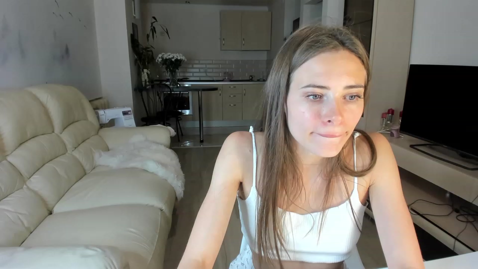 Gallery image thumbnail from FeelMySkills's myfreecams stream on, 08/18/2023, 19:24 image 17 of 20