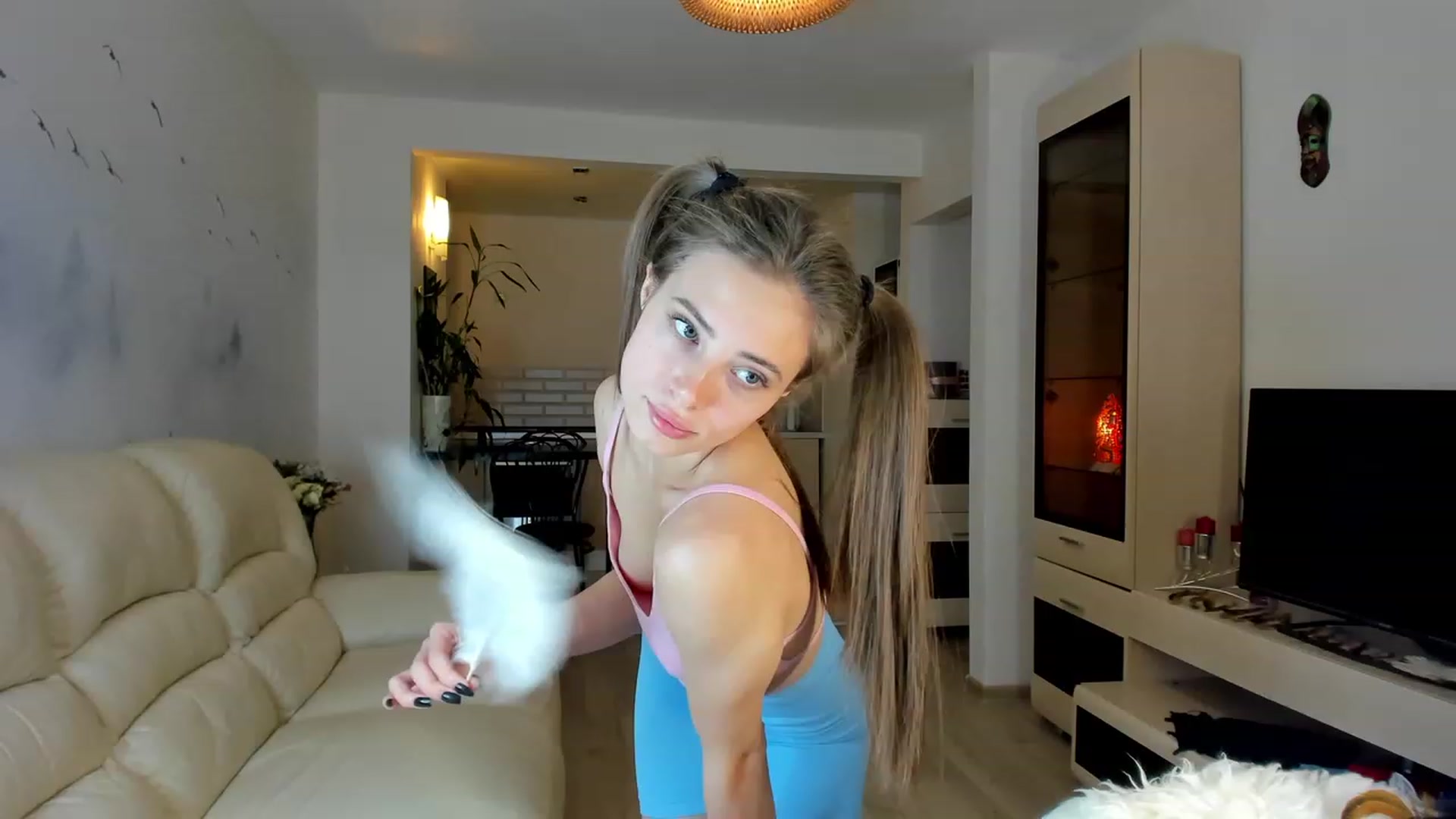 Gallery image thumbnail from FeelMySkills's myfreecams stream on, 10/24/2023, 18:07 image 7 of 20