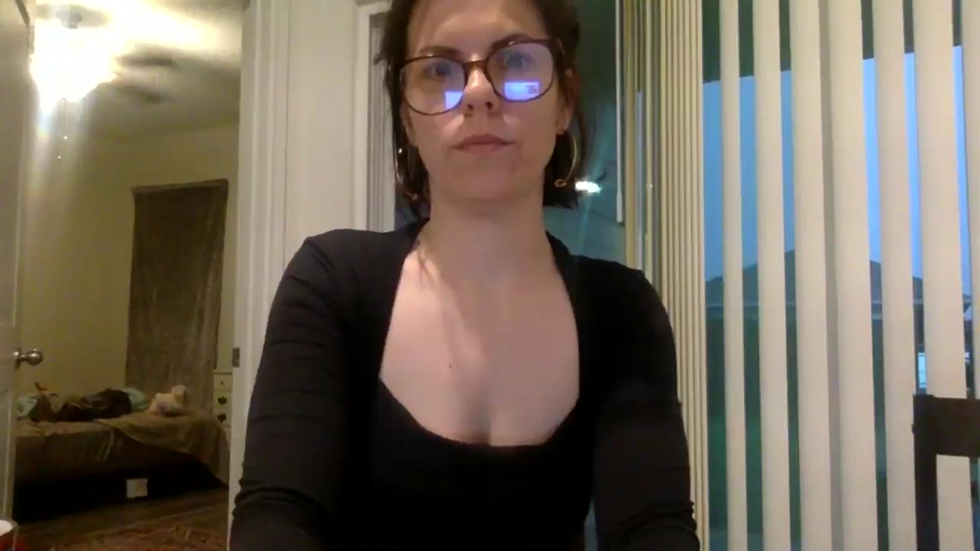 Gallery image thumbnail from Feel_it_good's myfreecams stream on, 05/30/2025, 12:31 image 4 of 20