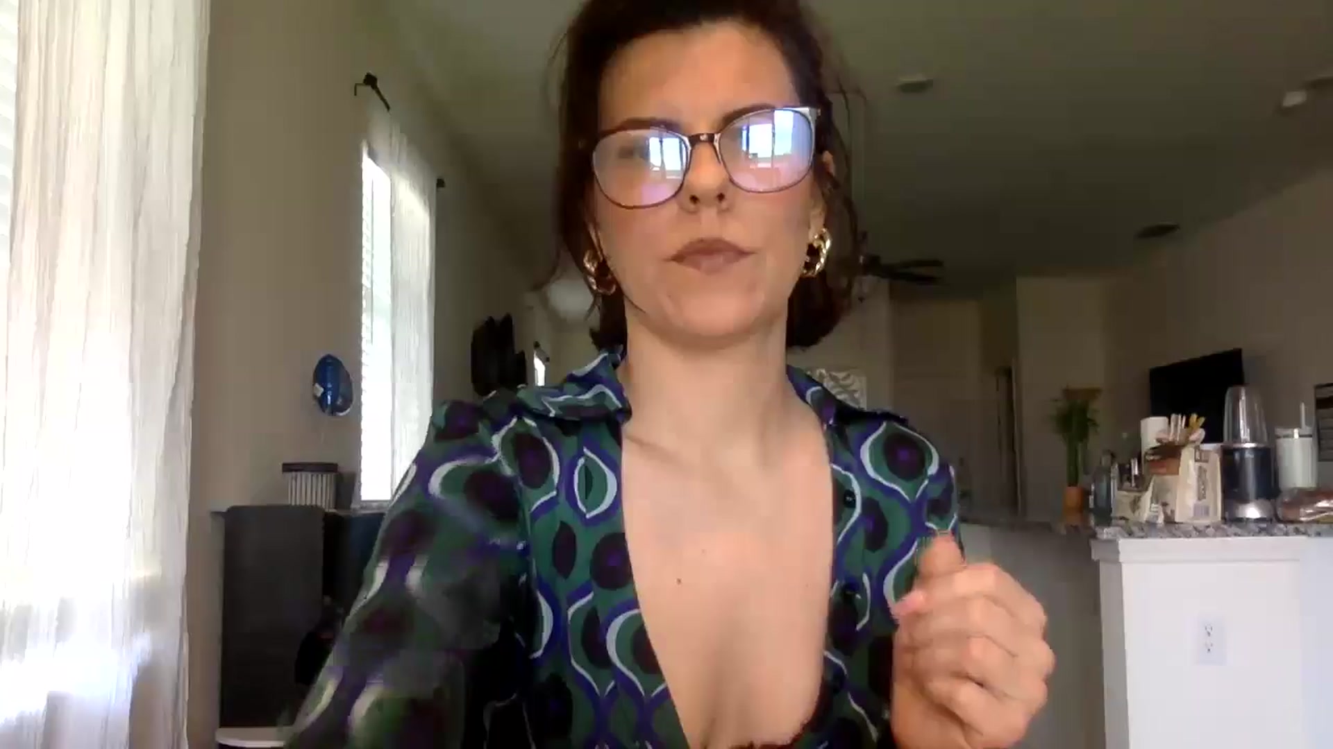 Gallery image thumbnail from Feel_it_good's myfreecams stream on, 06/01/2025, 16:41 image 7 of 20