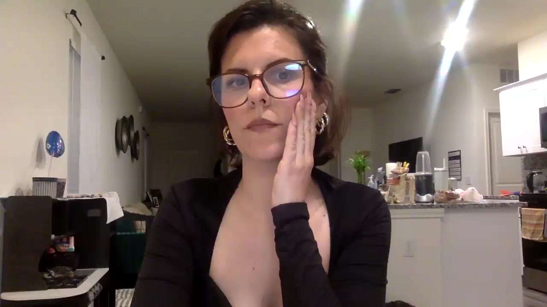 Gallery image thumbnail from Feel_it_good's myfreecams stream on, 06/02/2025, 01:48 image 17 of 20